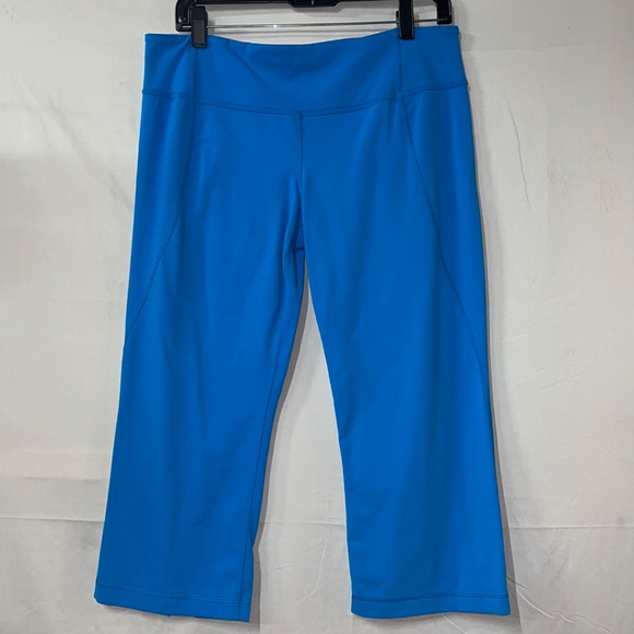 lululemon athletica Pants - Lululemon crops LNC. Size 12. Beautiful blue color
LL18